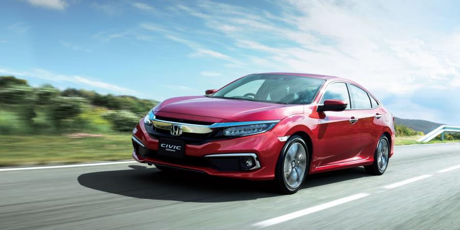  Honda Civic Sedan (FC) 2019 года  (JP) (фото 8 из 13)